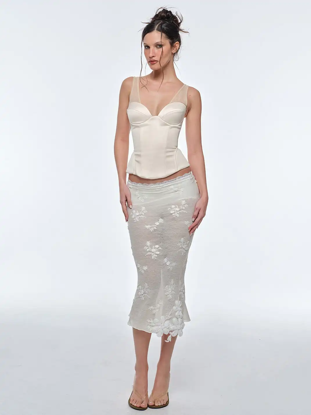 BUM STUDIO | Lace Embroidery Patch Mermaid Midi Skirt