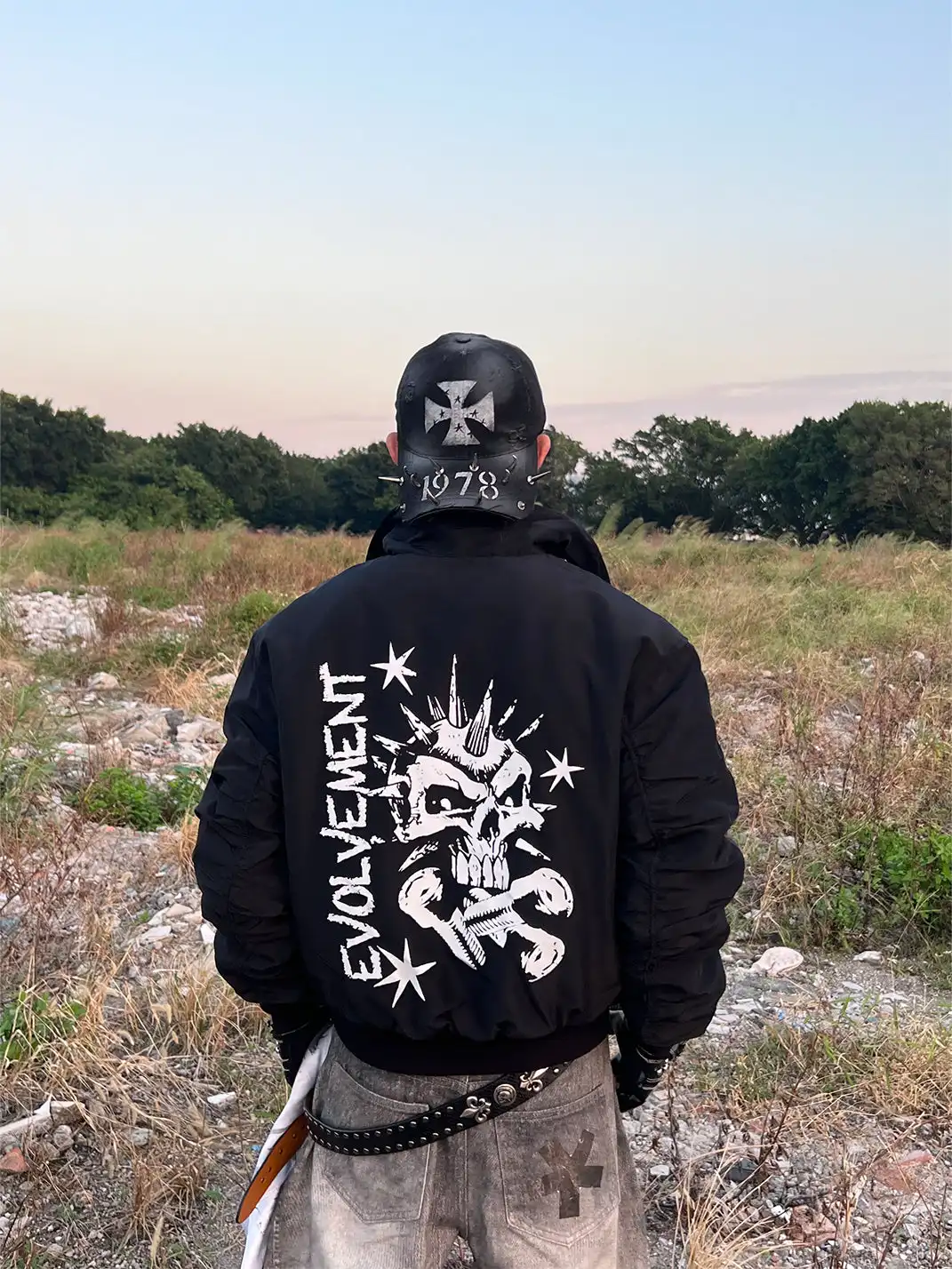 YIZILINGF | Punk Cross Rivet Baseball Cap