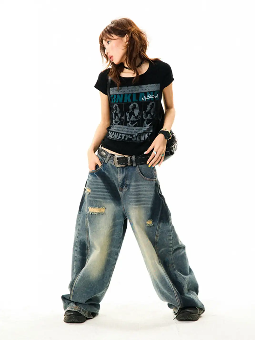 YOUNG STAGE | Vintage Fitted Regular Shoulder T-Shirt