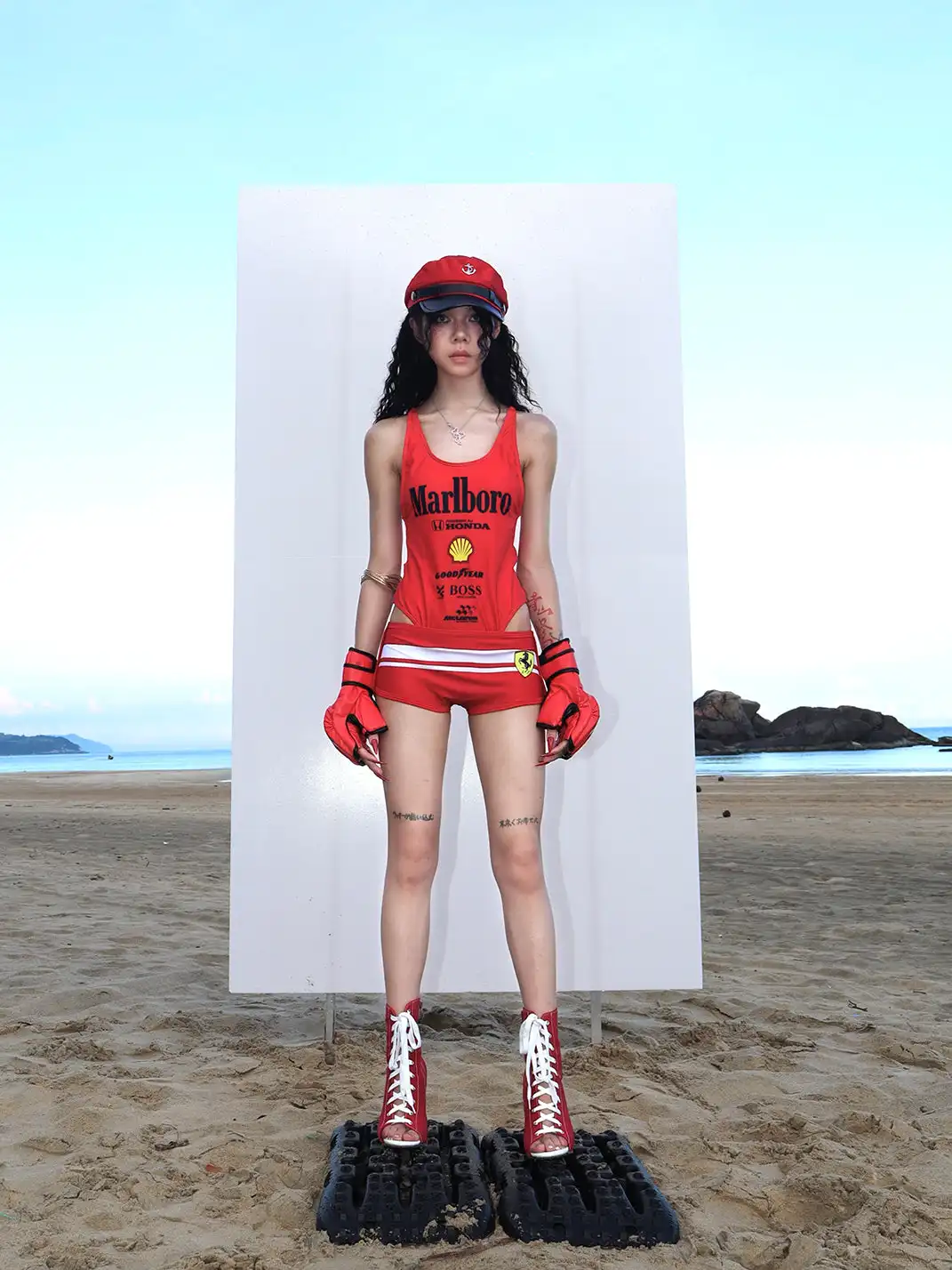 Her366 | Funny Racing Red & White Shorts