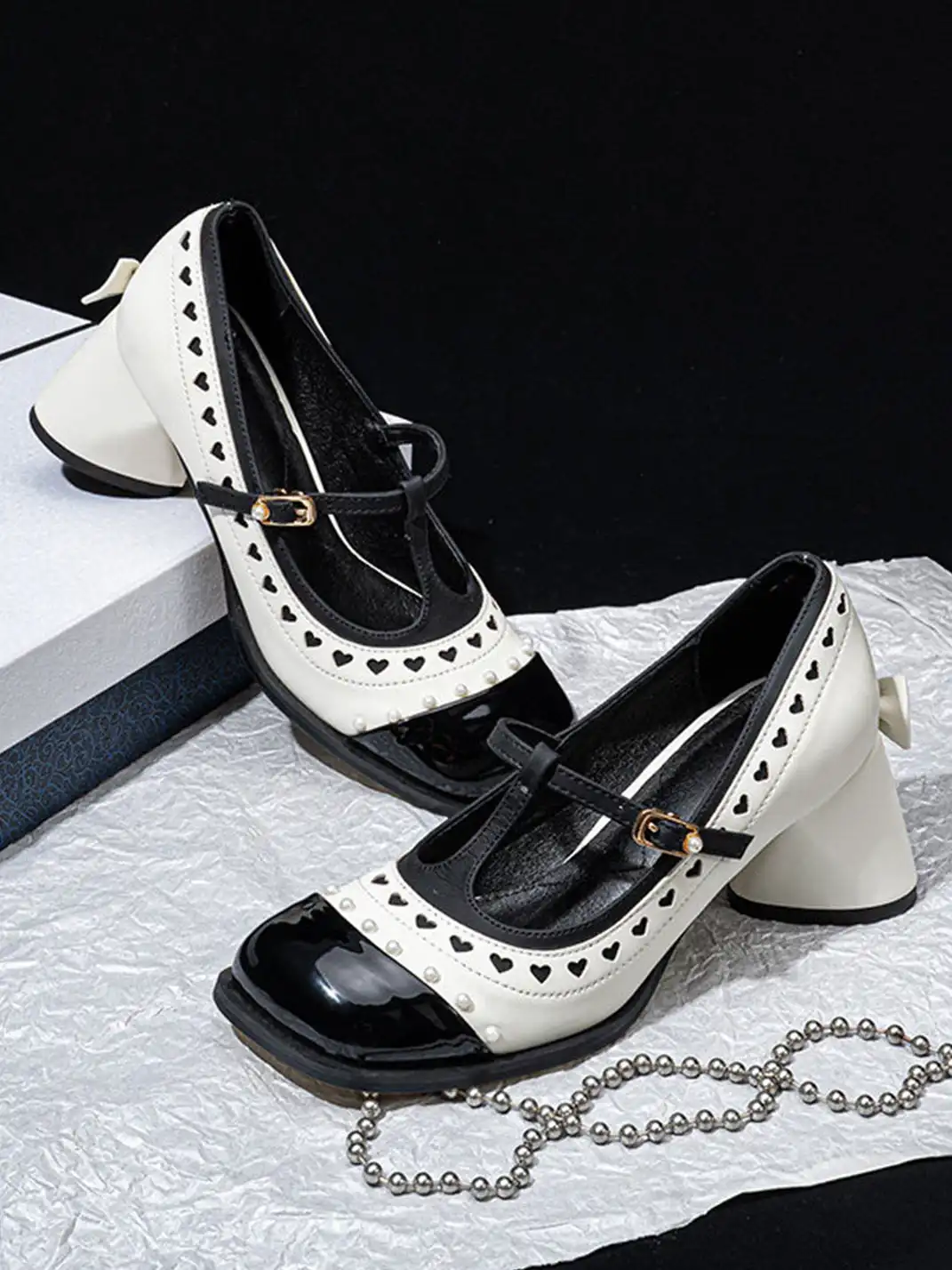 SISTER CURIE | Square Toe Heart Pattern Mary Jane Shoes