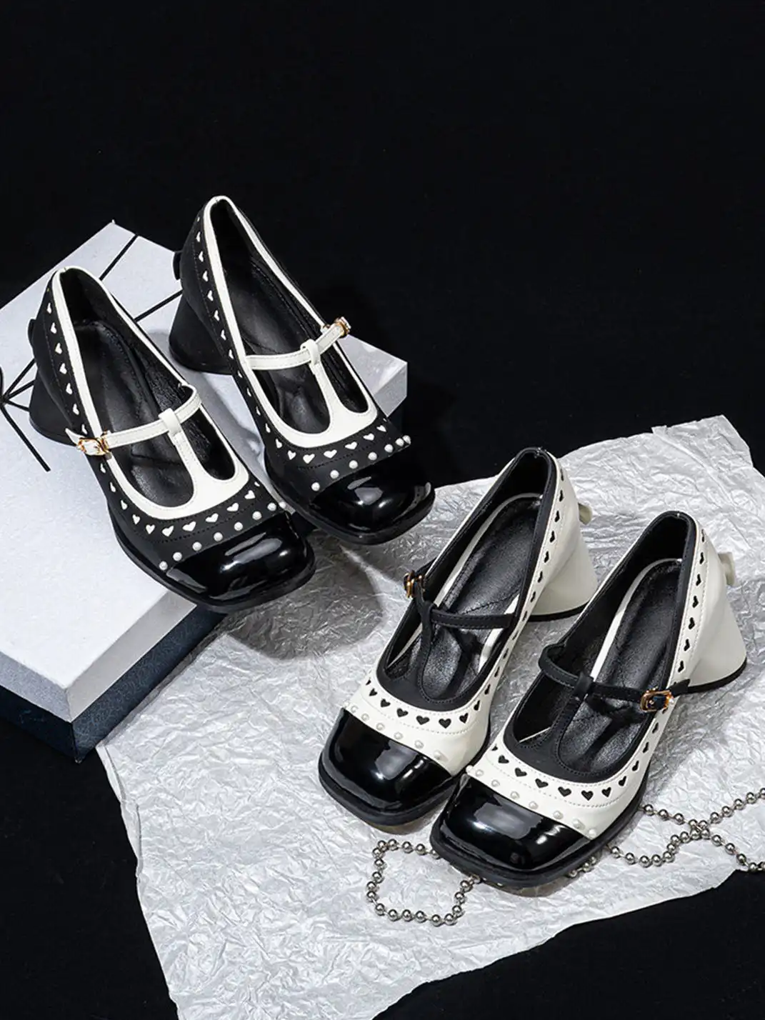SISTER CURIE | Square Toe Heart Pattern Mary Jane Shoes