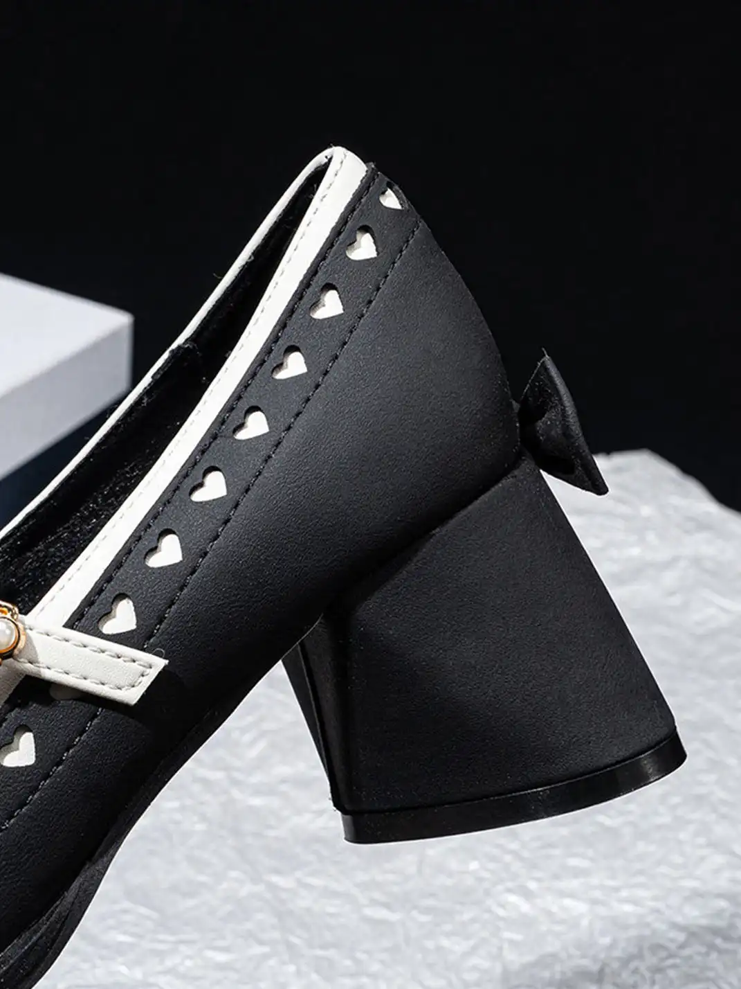SISTER CURIE | Square Toe Heart Pattern Mary Jane Shoes