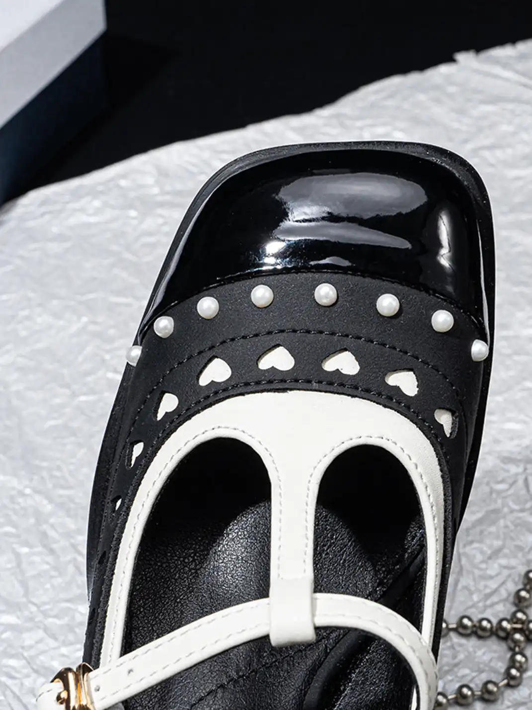 SISTER CURIE | Square Toe Heart Pattern Mary Jane Shoes