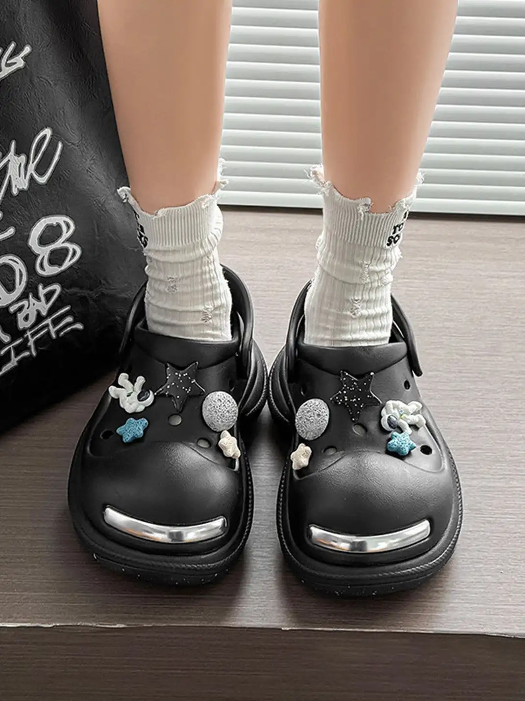 Tigerhead | Chunky Sole Round Toe Clog Slippers