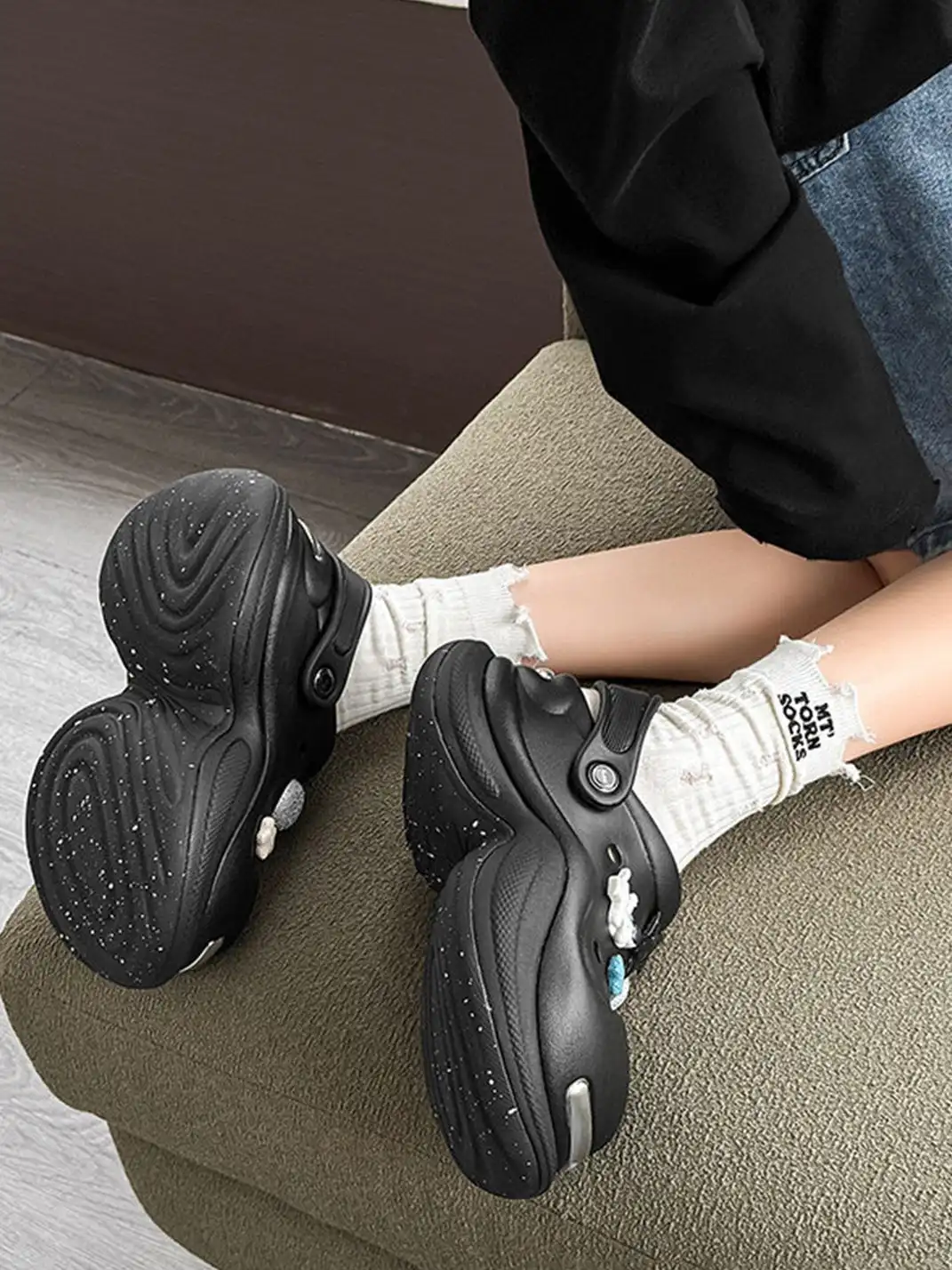 Tigerhead | Chunky Sole Round Toe Clog Slippers