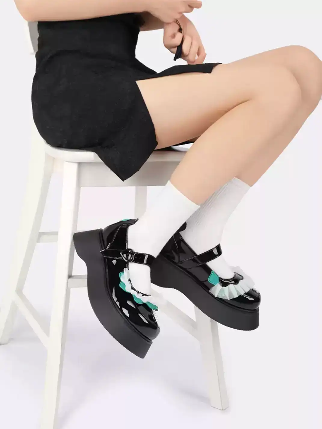 Yeah Hot | Patent Leather Strap Platform Mary Janes