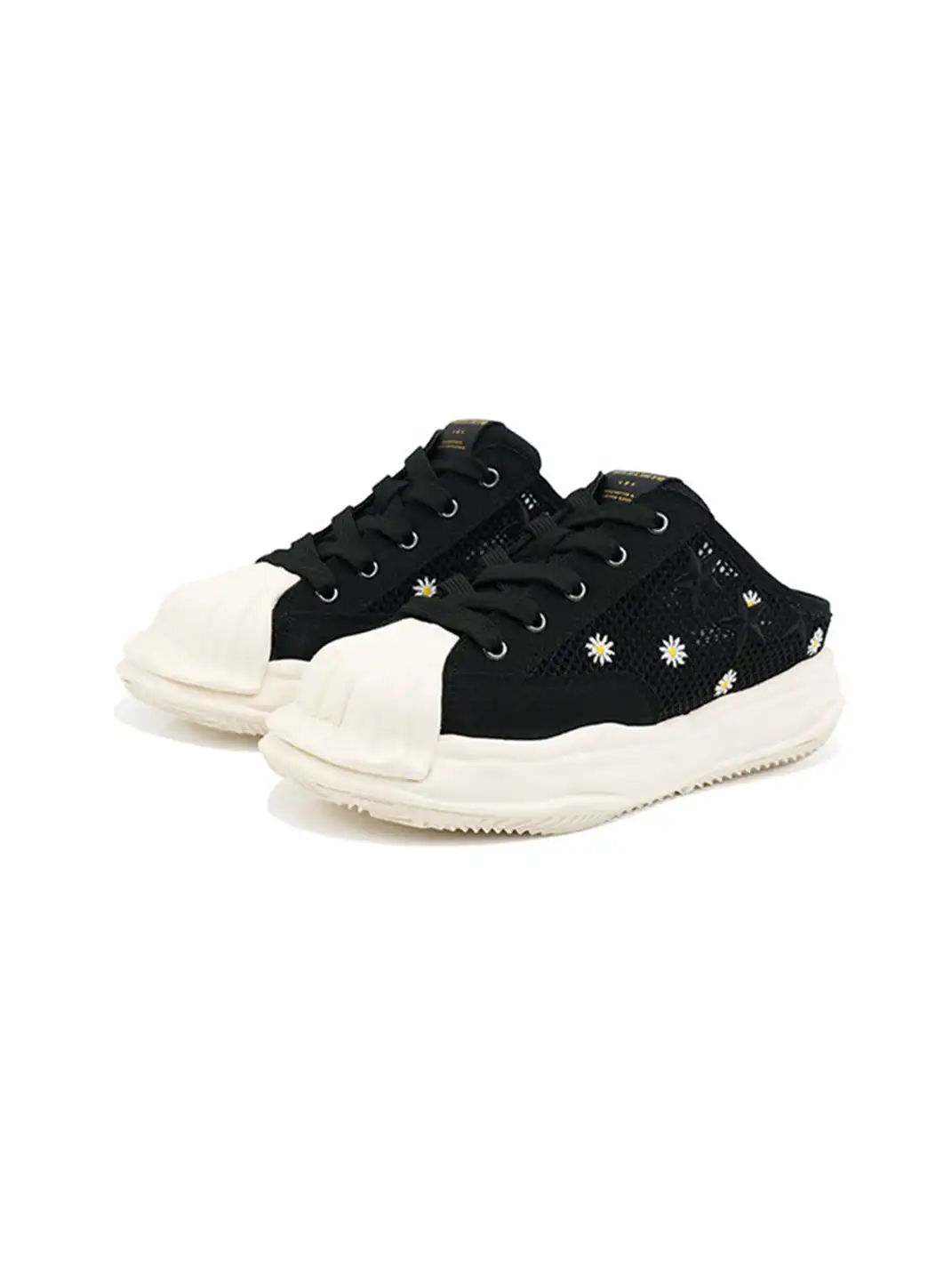 KAALIXTO | Shell Toe Daisy Embroidery Platform Slip-On Mules