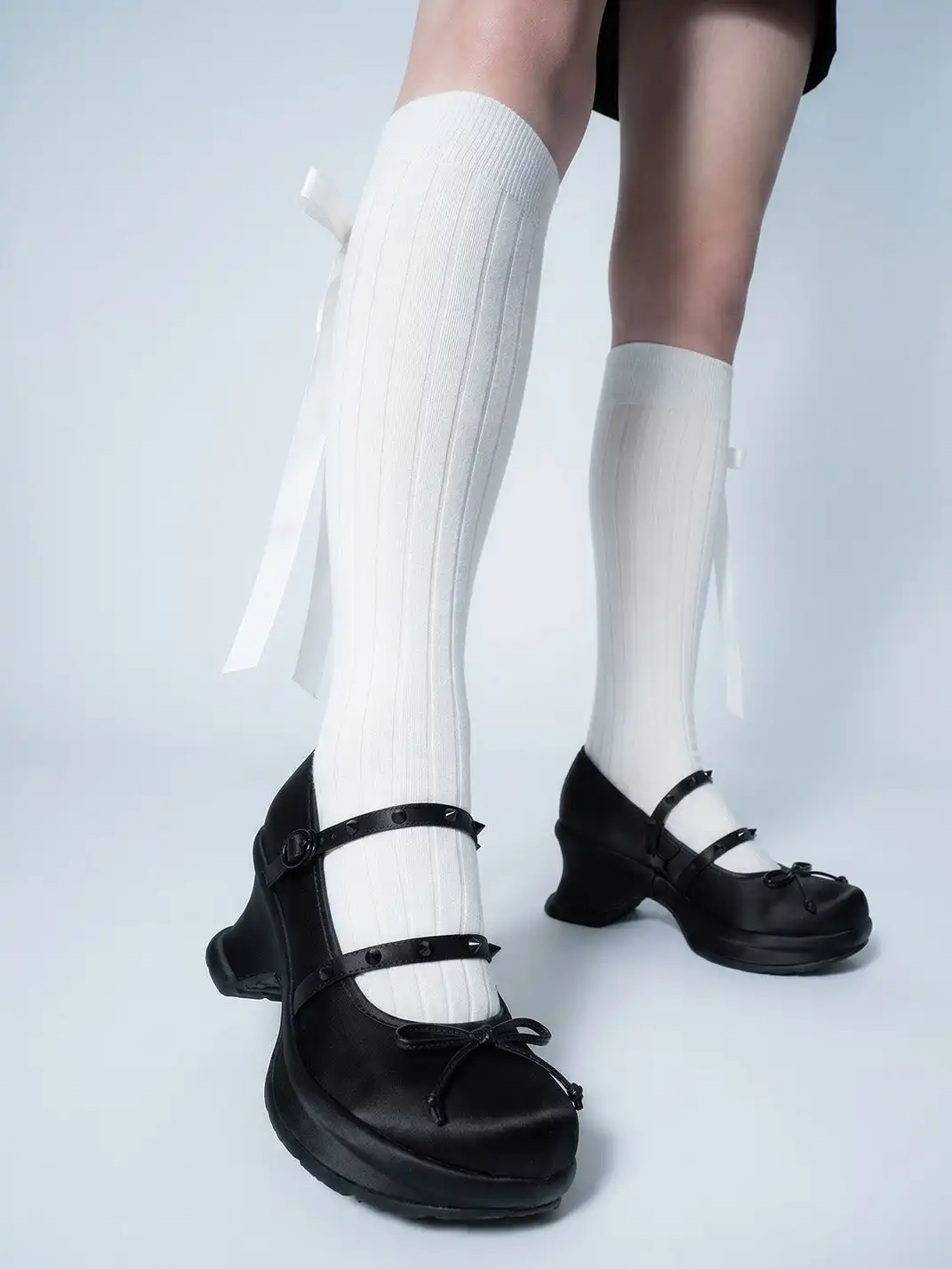 VRDANRFVIVO | Rivet Bow Decor Platform Mary Jane Shoes