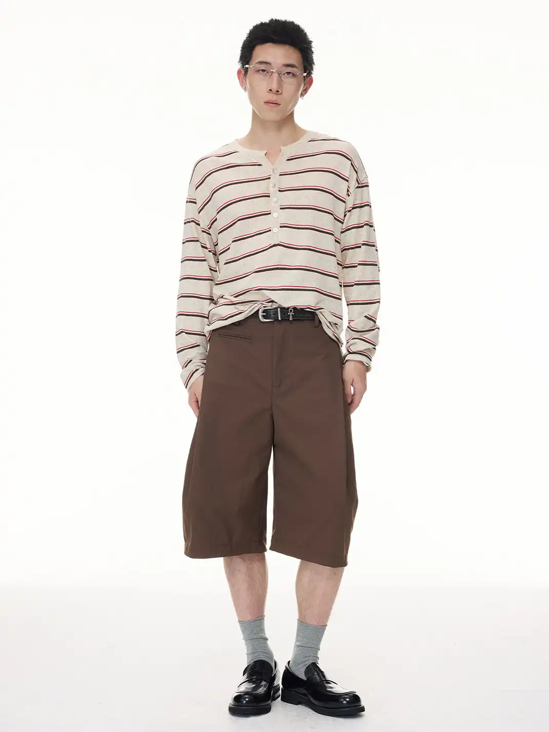 BOTANICA | Three-Dimensional Cut Double-Pleated Cropped Trousers