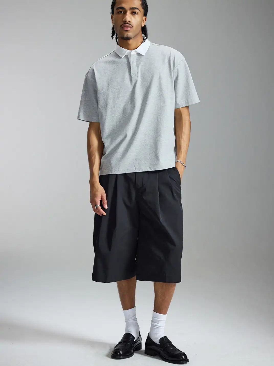 StreetEssentials | Curved Silhouette Pleated Casual Cropped Trousers