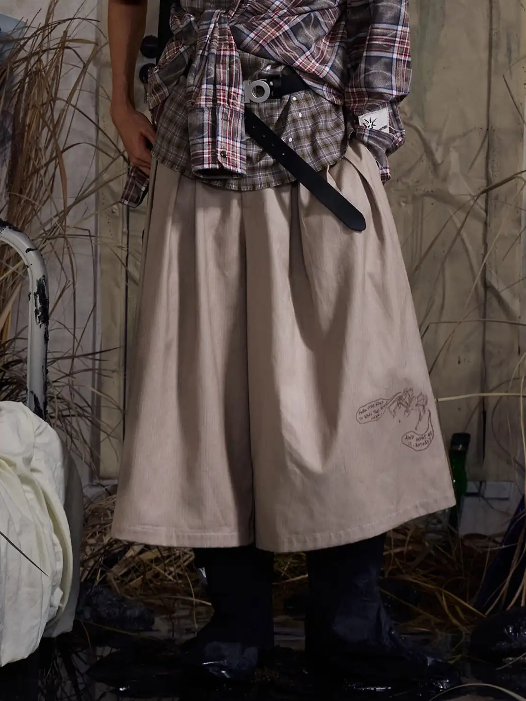 EMOBROTHER | TR Blend Pleated Wide Leg Trousers