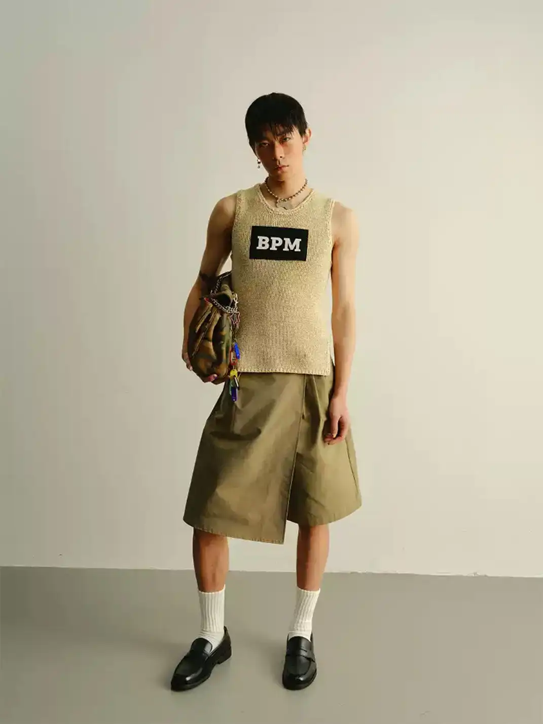 KADAKADA | Multi-Pressed Pleated Wide Leg Shorts