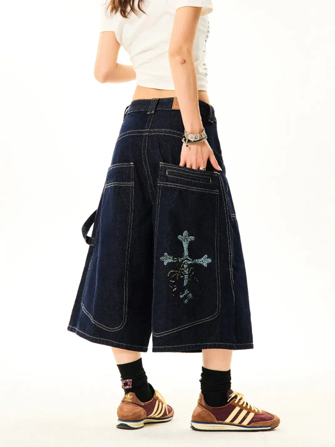 YOUNG STAGE | Cross Print Denim Cropped Capri Pants