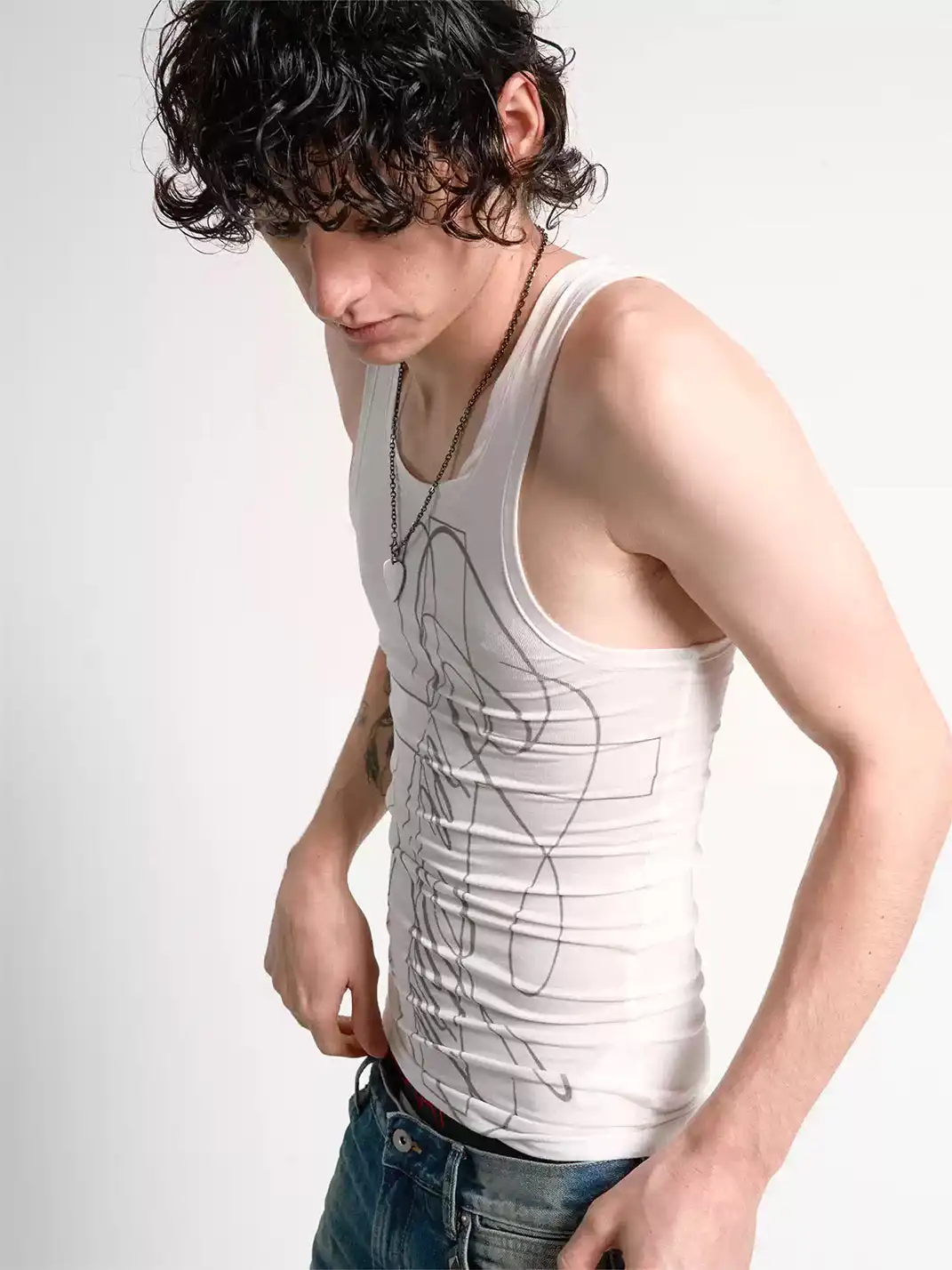 noEmosen | Cross Script Print Slim-Fit Tank Top