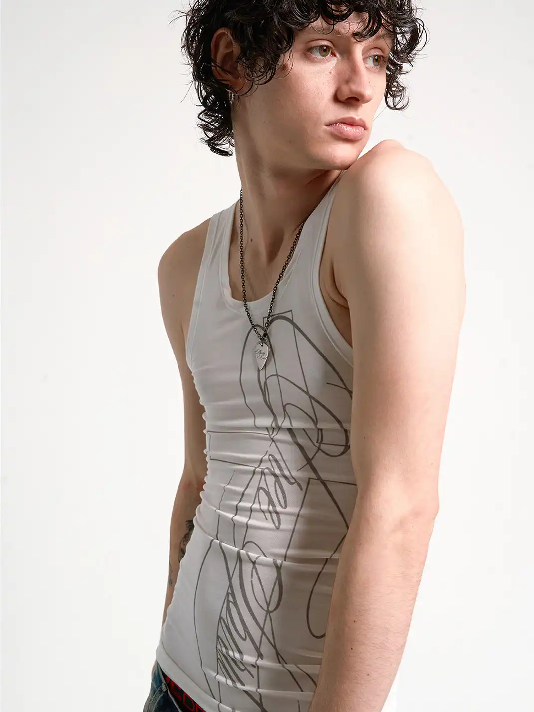 noEmosen | Cross Script Print Slim-Fit Tank Top