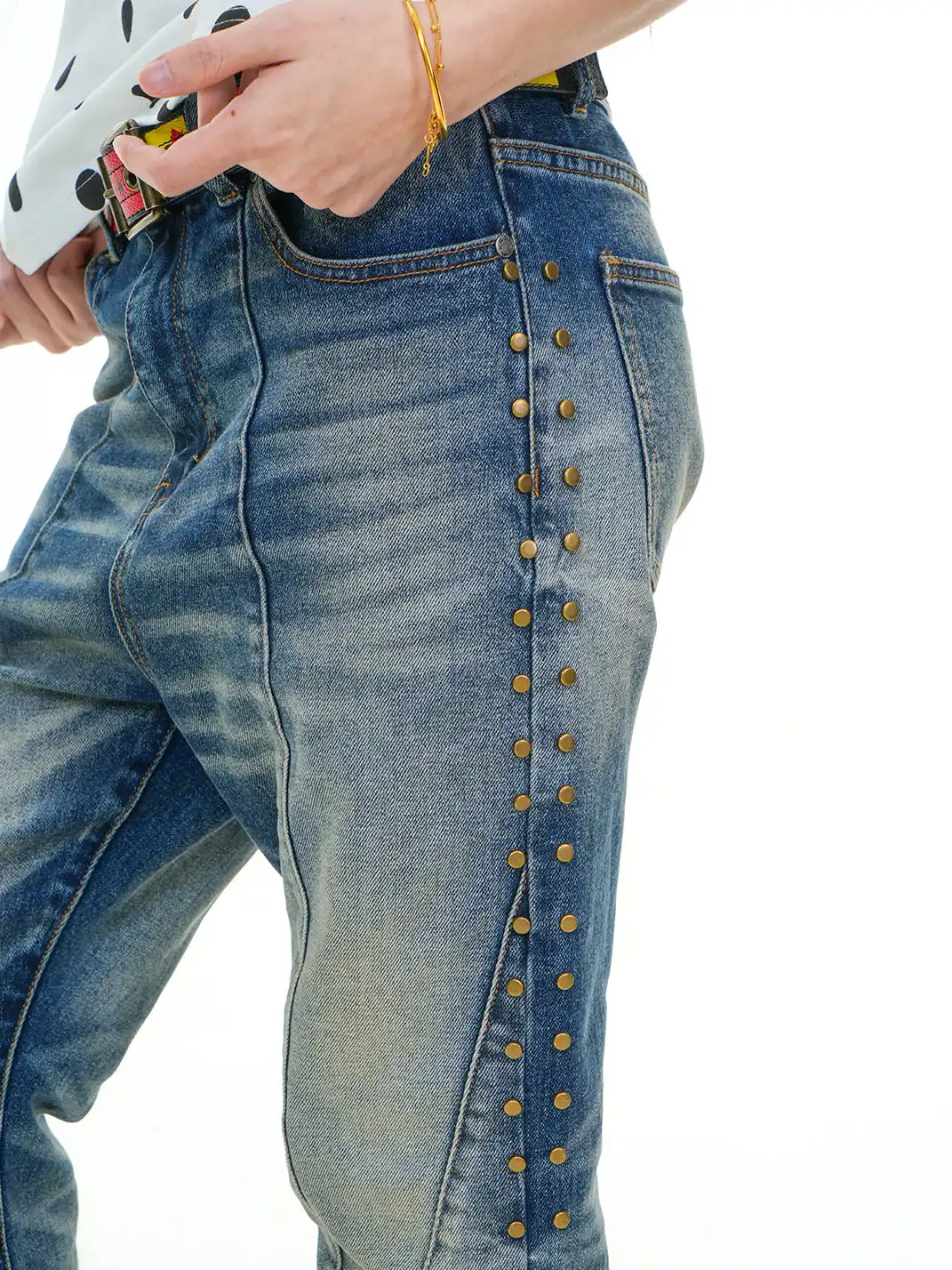 Vinkid | Side Rivet Deconstructed Washed Jeans