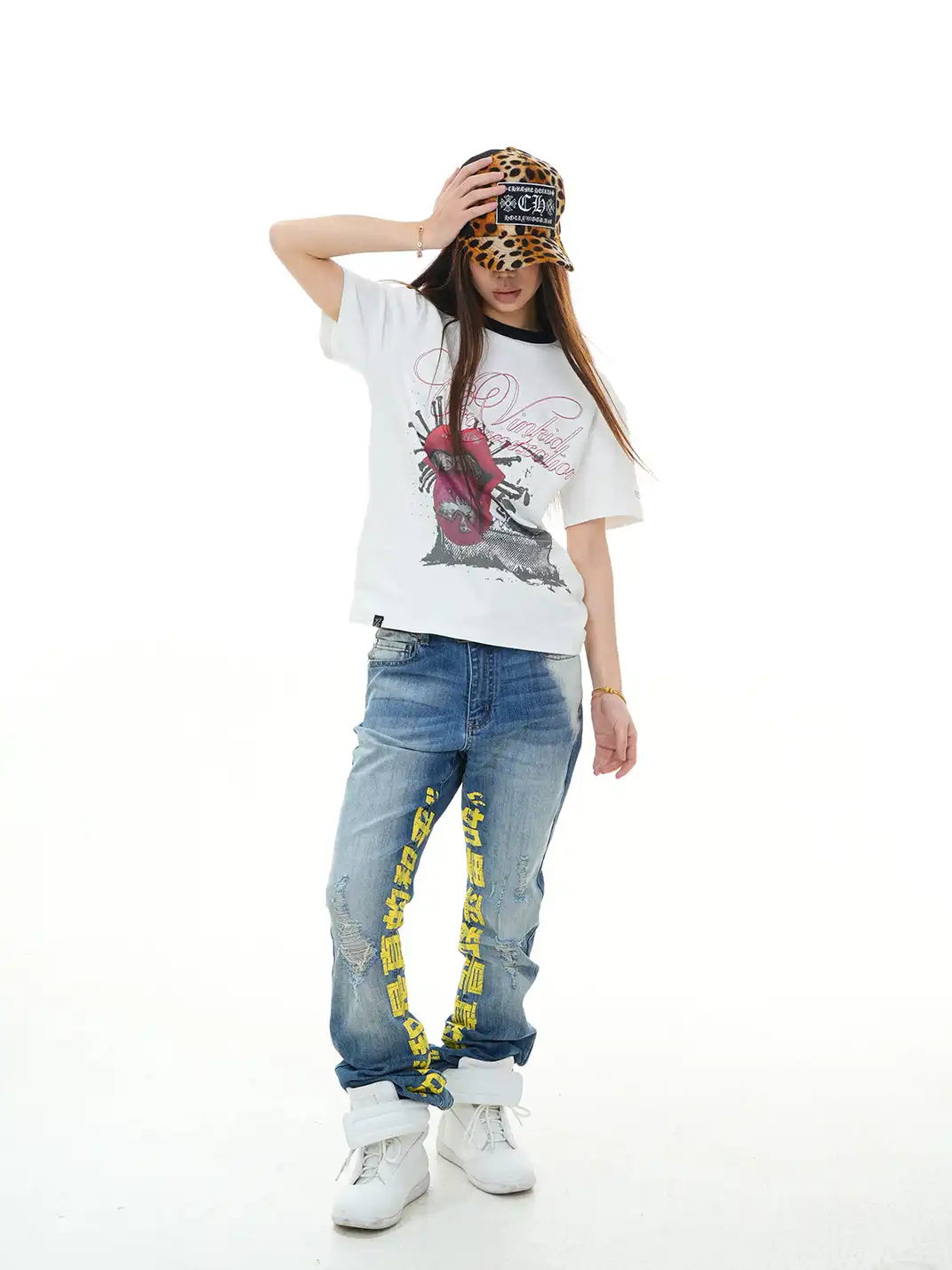 Vinkid | Random Stud Tongue T-Shirt