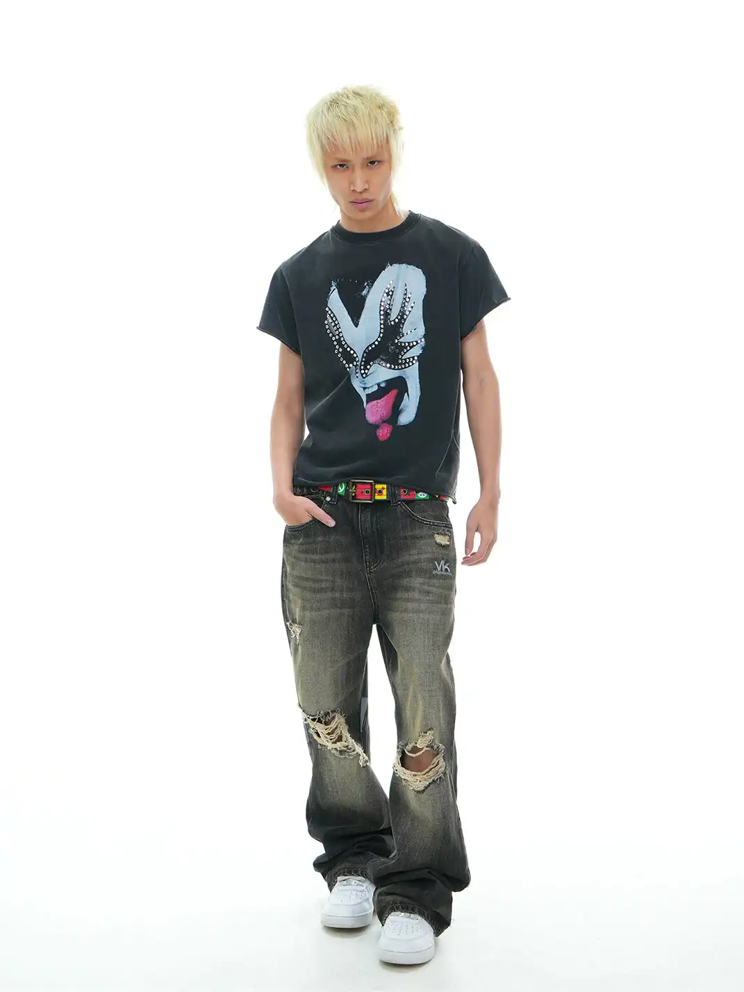 Vinkid | Studded Face Graphic T-Shirt