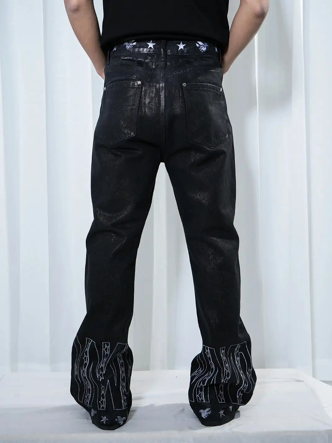 Vinkid | Cracked Black Wax-Coated Jeans
