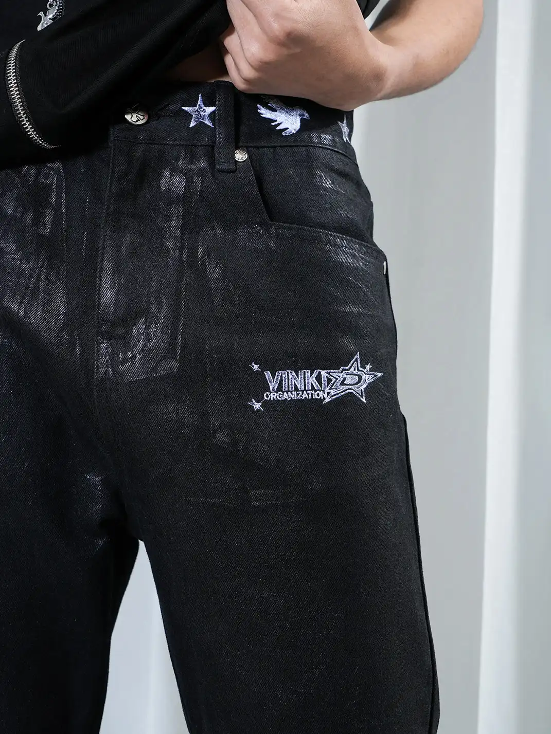 Vinkid | Cracked Black Wax-Coated Jeans