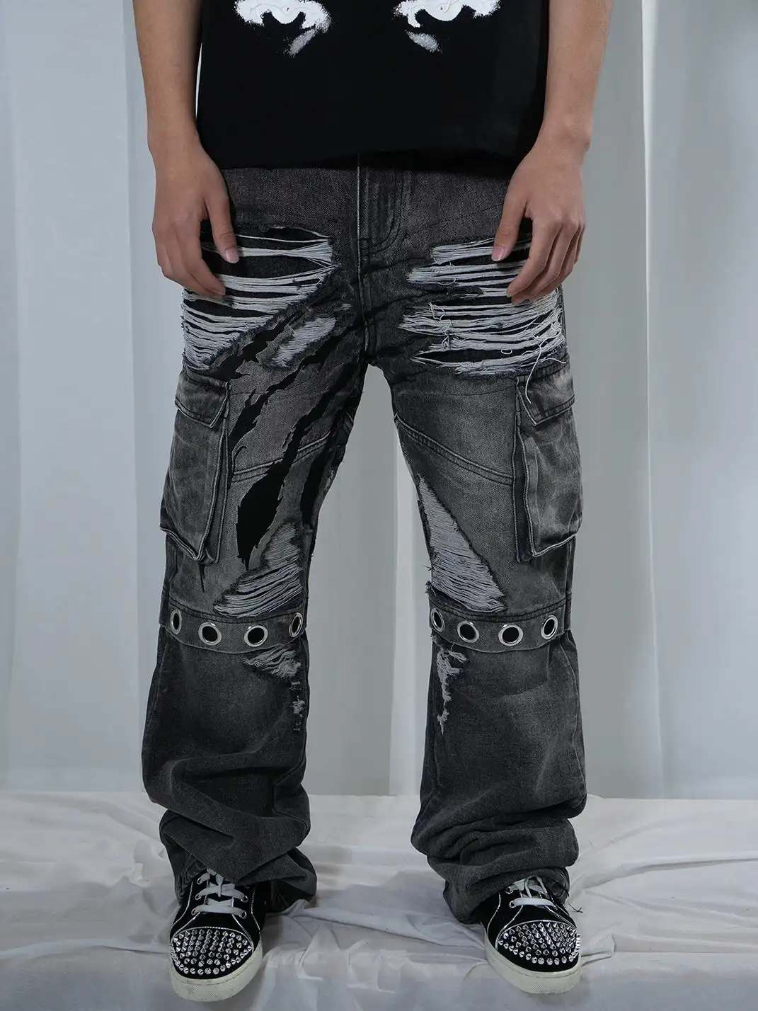 Vinkid | Heavy Distressed Ripped Jeans