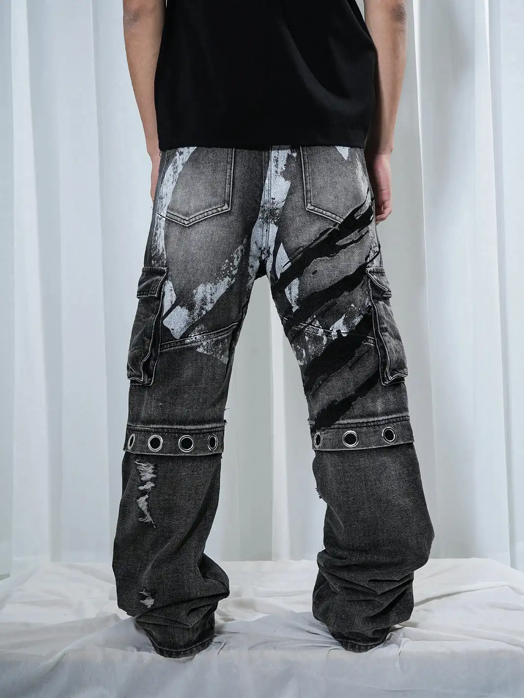 Vinkid | Heavy Distressed Ripped Jeans