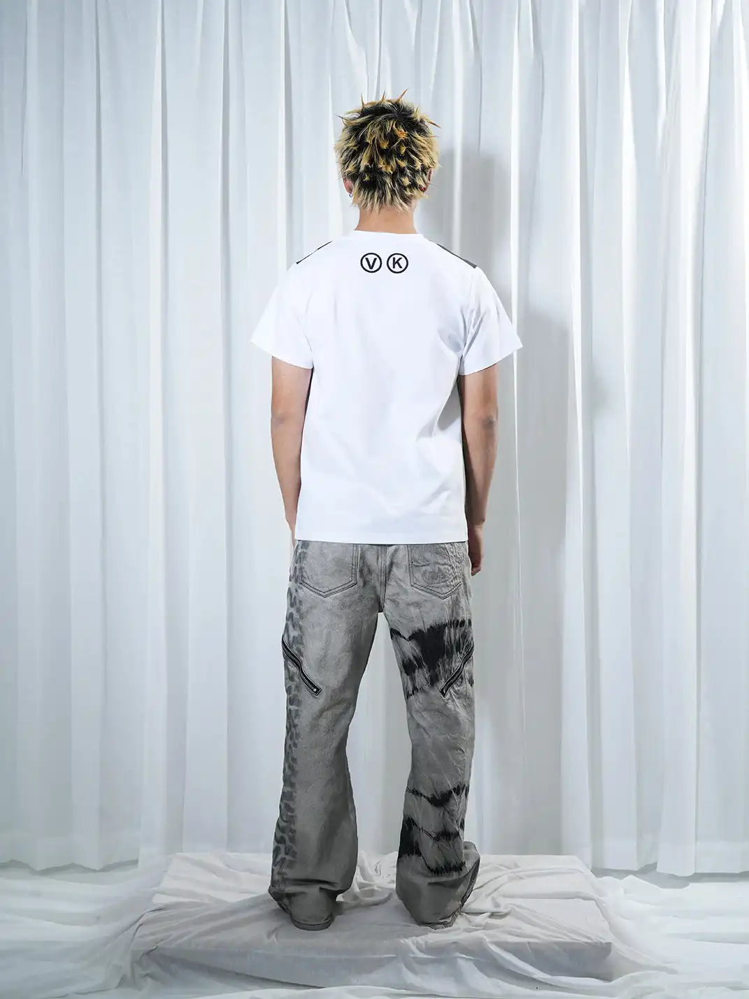 Vinkid | Slogan Portrait T-Shirt