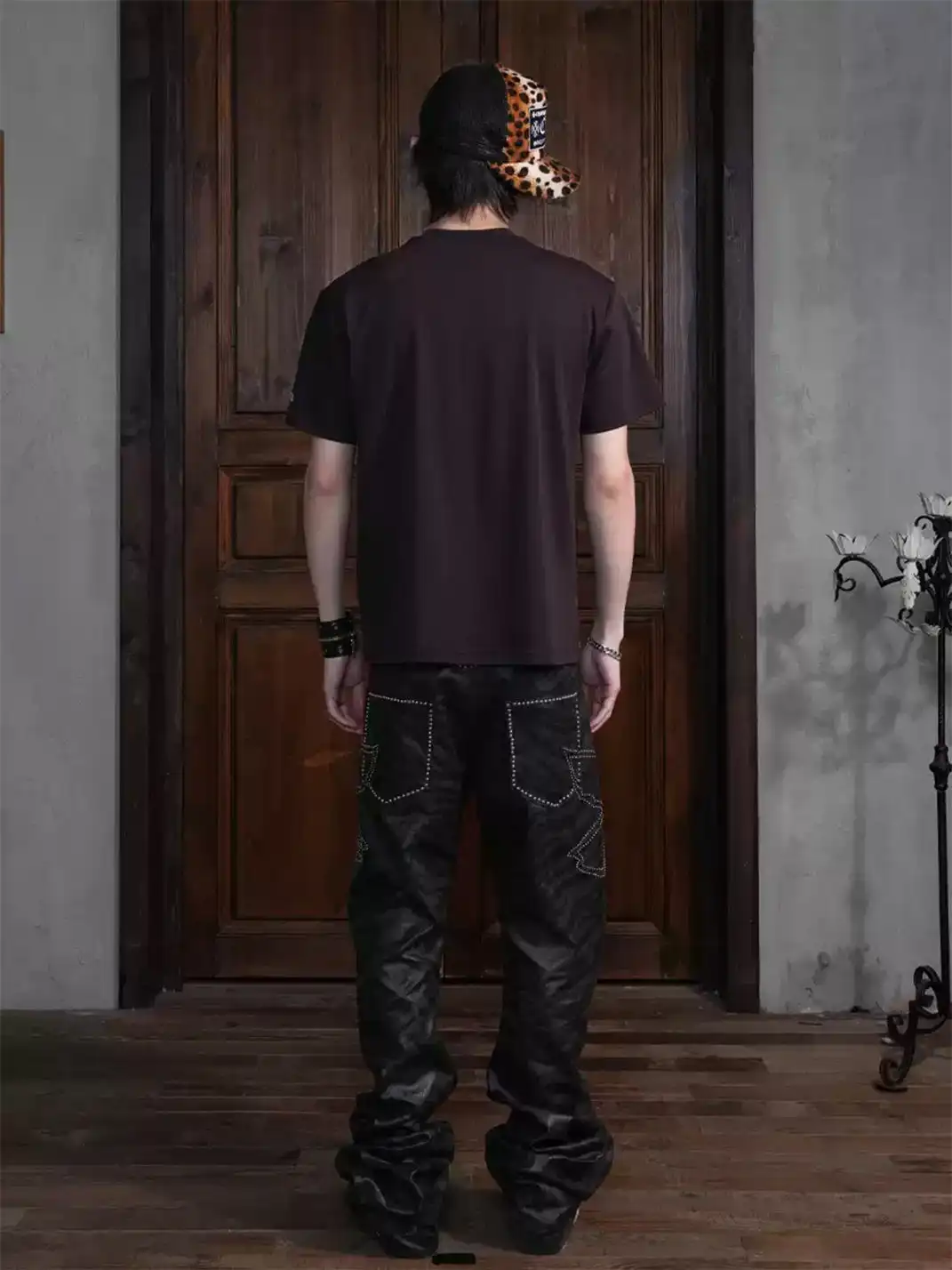 Vinkid | War Patch Faux Diamond T-Shirt