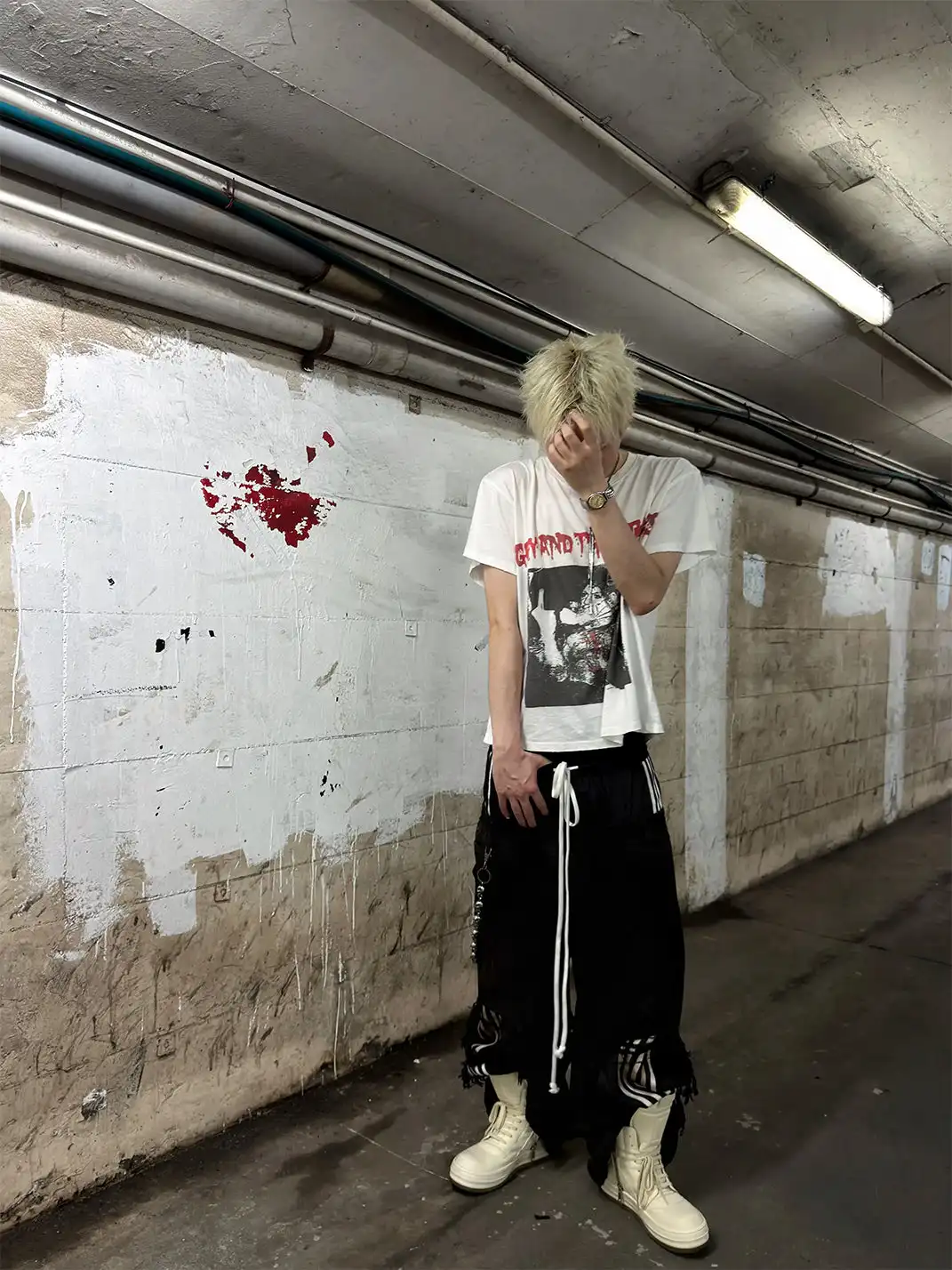 GOJOYJINNI | Blood Print Puppet T-Shirt