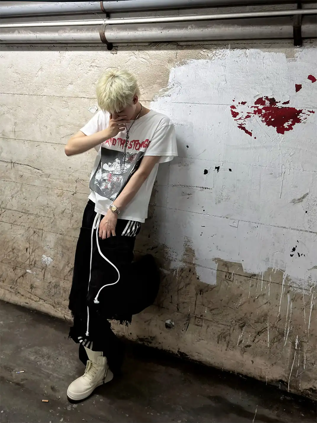GOJOYJINNI | Blood Print Puppet T-Shirt