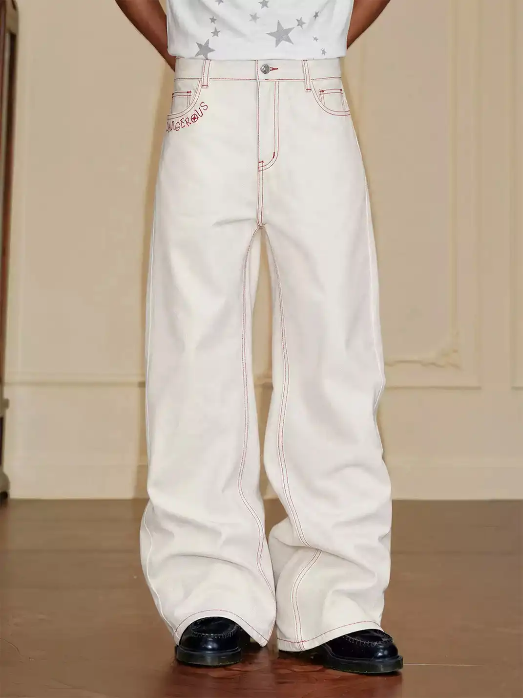 YADcrew | Embroidered Pocket Straight-Leg Jeans