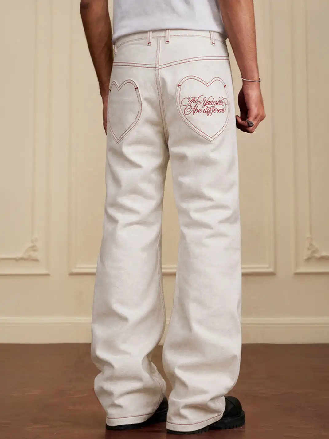 YADcrew | Embroidered Pocket Straight-Leg Jeans