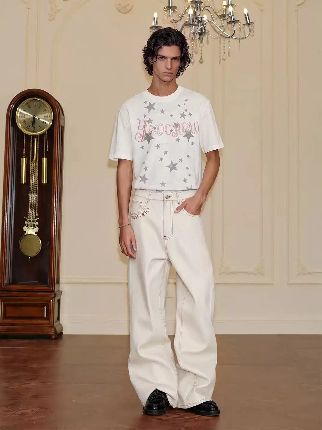 YADcrew | Embroidered Pocket Straight-Leg Jeans