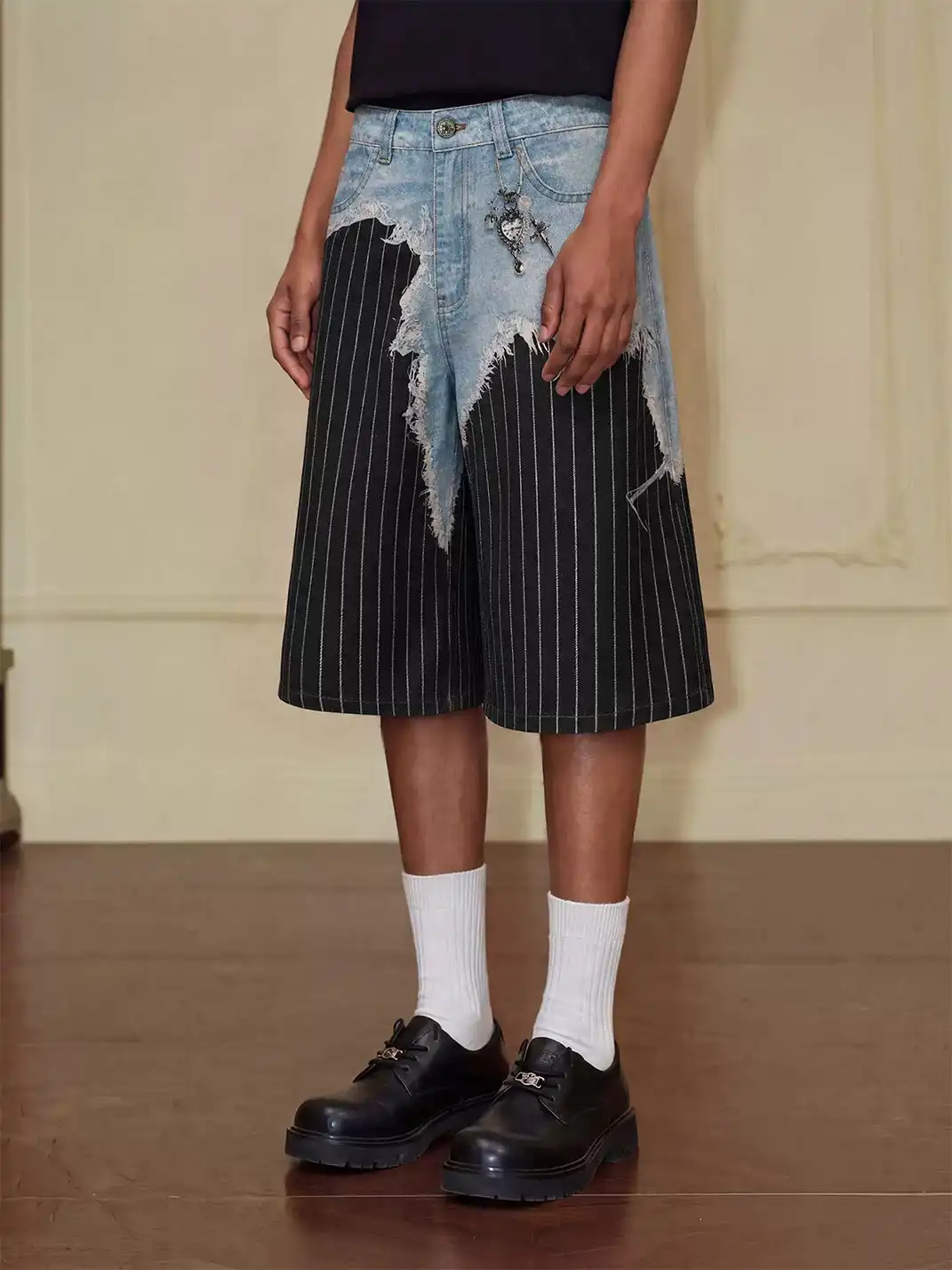 YADcrew | 3D Printed Suit Pants Spliced Ripped Seven-point Jeans