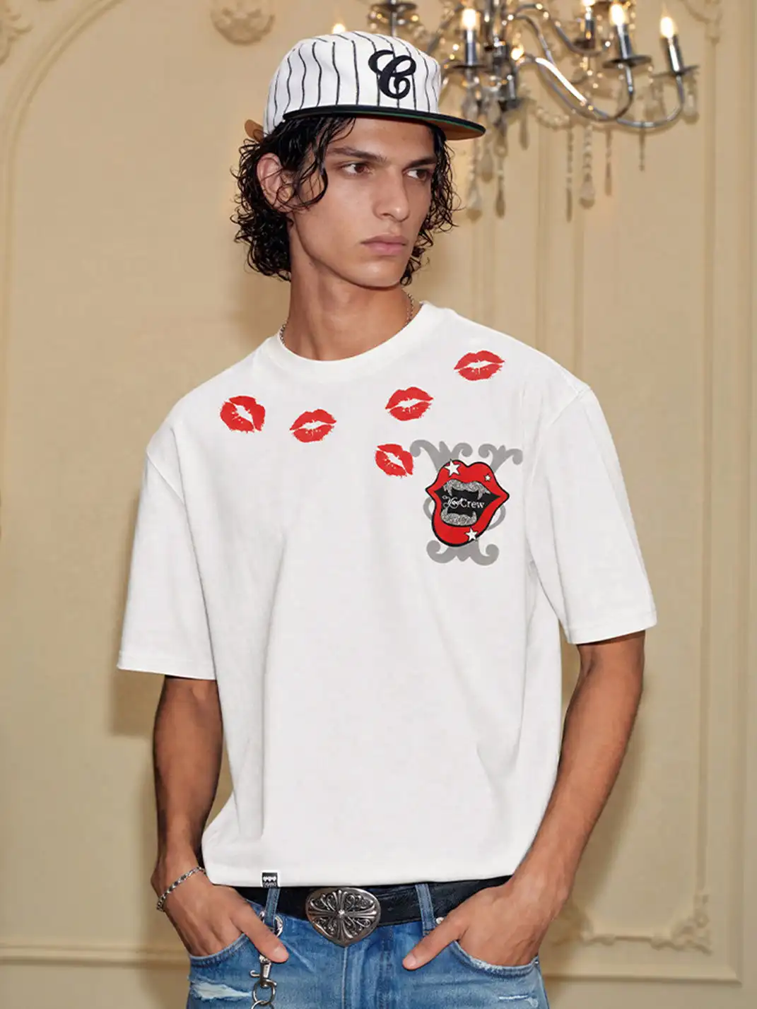 YADcrew | Lip Print Rhinestone Glitter Print T-Shirt