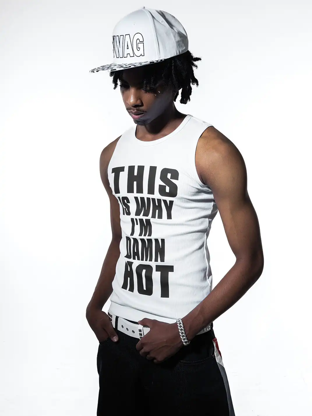 ArtByTastybabe | āThatās Why Iām Hotā Slogan Tank Top