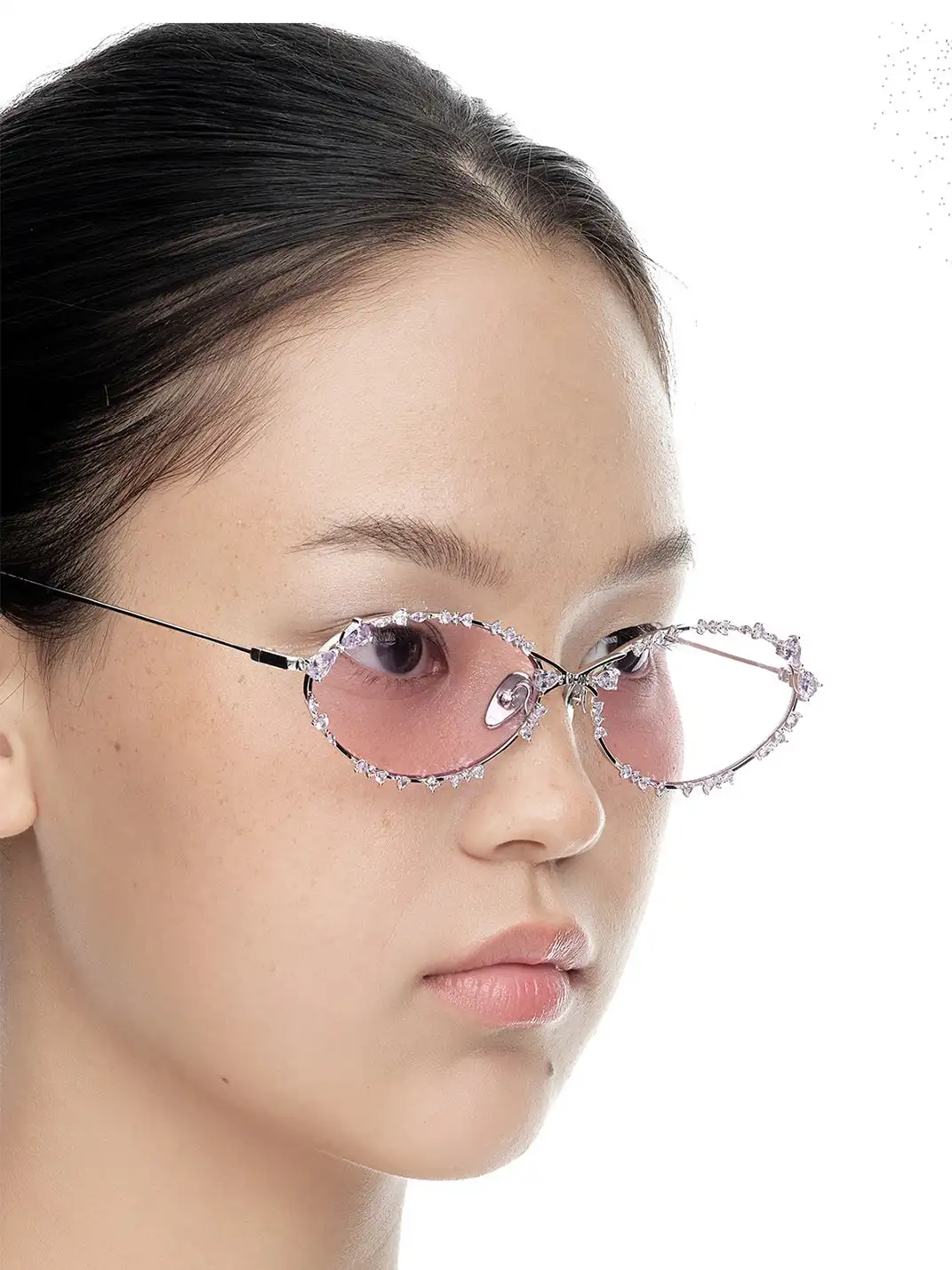YVMIN | Rhinestone Encrusted Metal Frame Gemstone Sunglasses