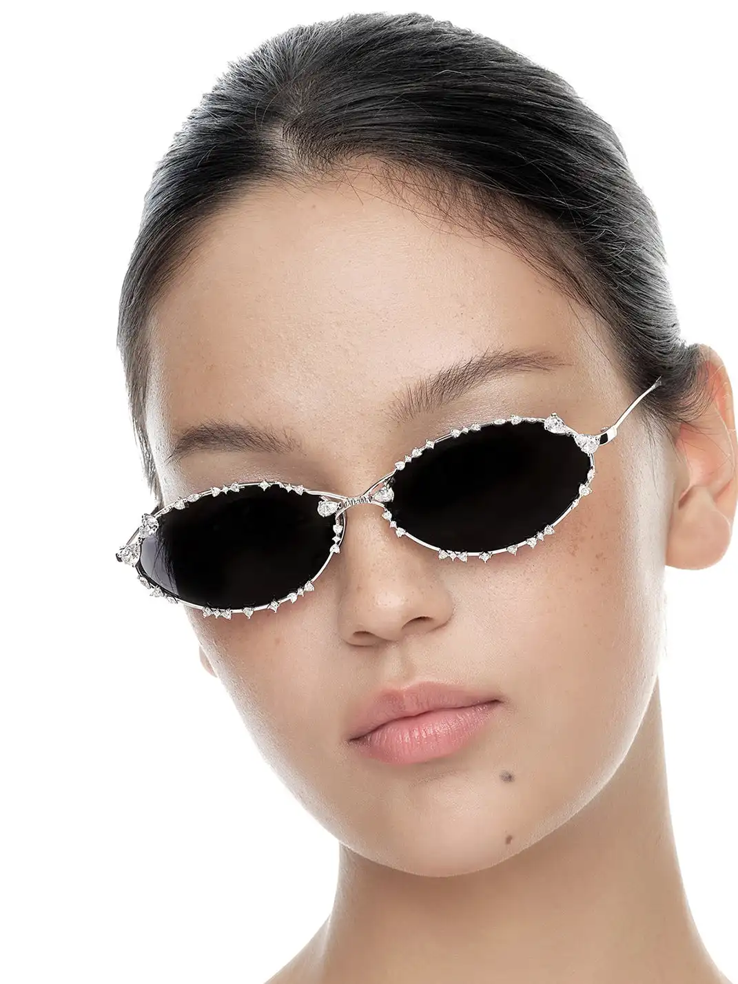 YVMIN | Rhinestone Encrusted Metal Frame Gemstone Sunglasses