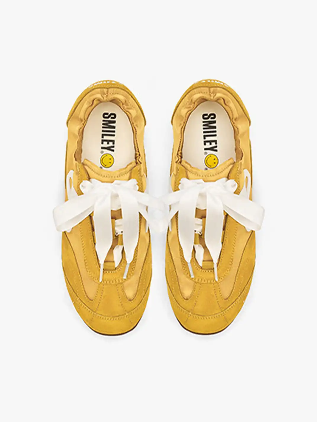 SMILEY | Suede Satin Mix Retro Soccer Sneakers