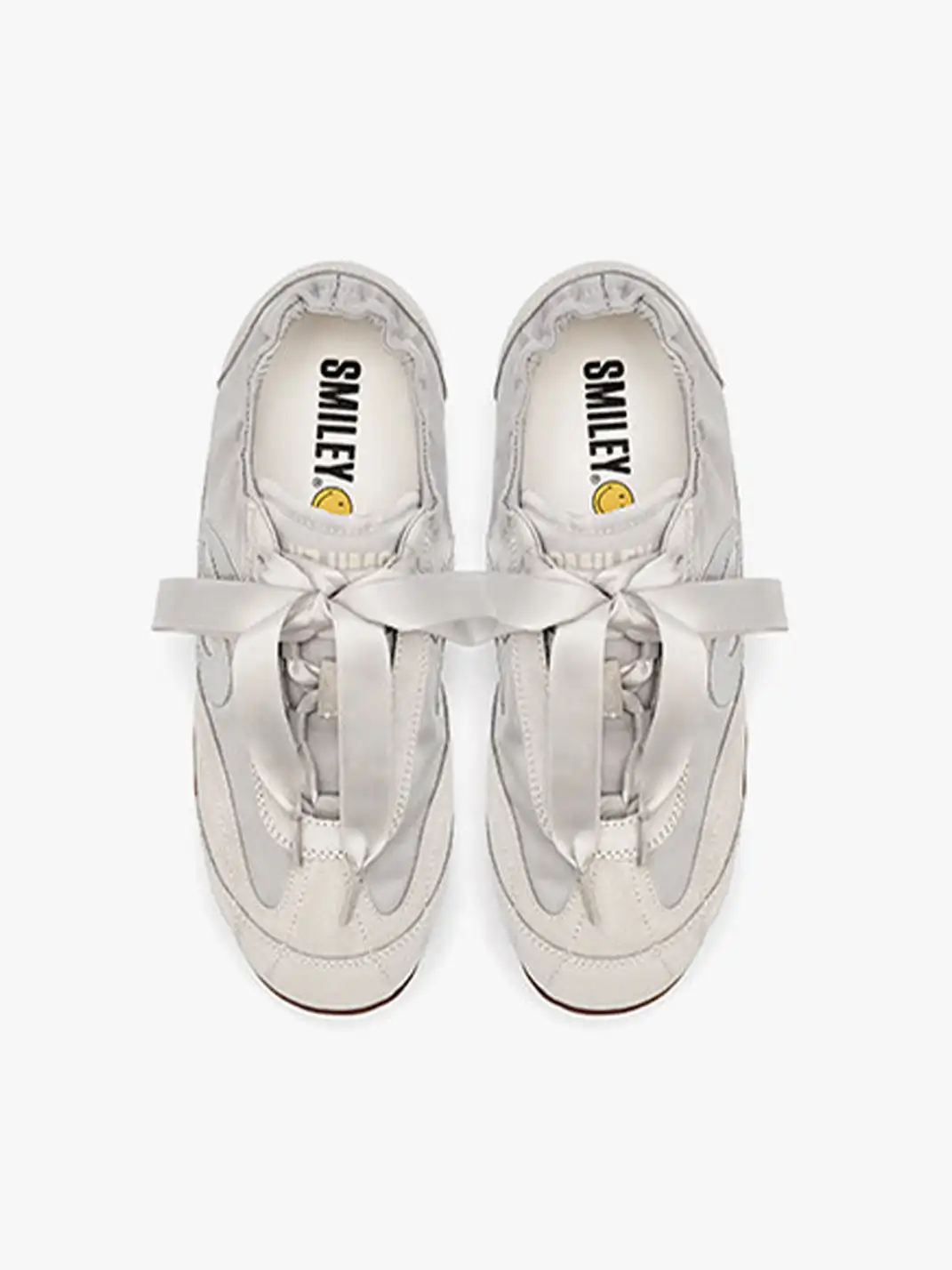 SMILEY | Suede Satin Mix Retro Soccer Sneakers