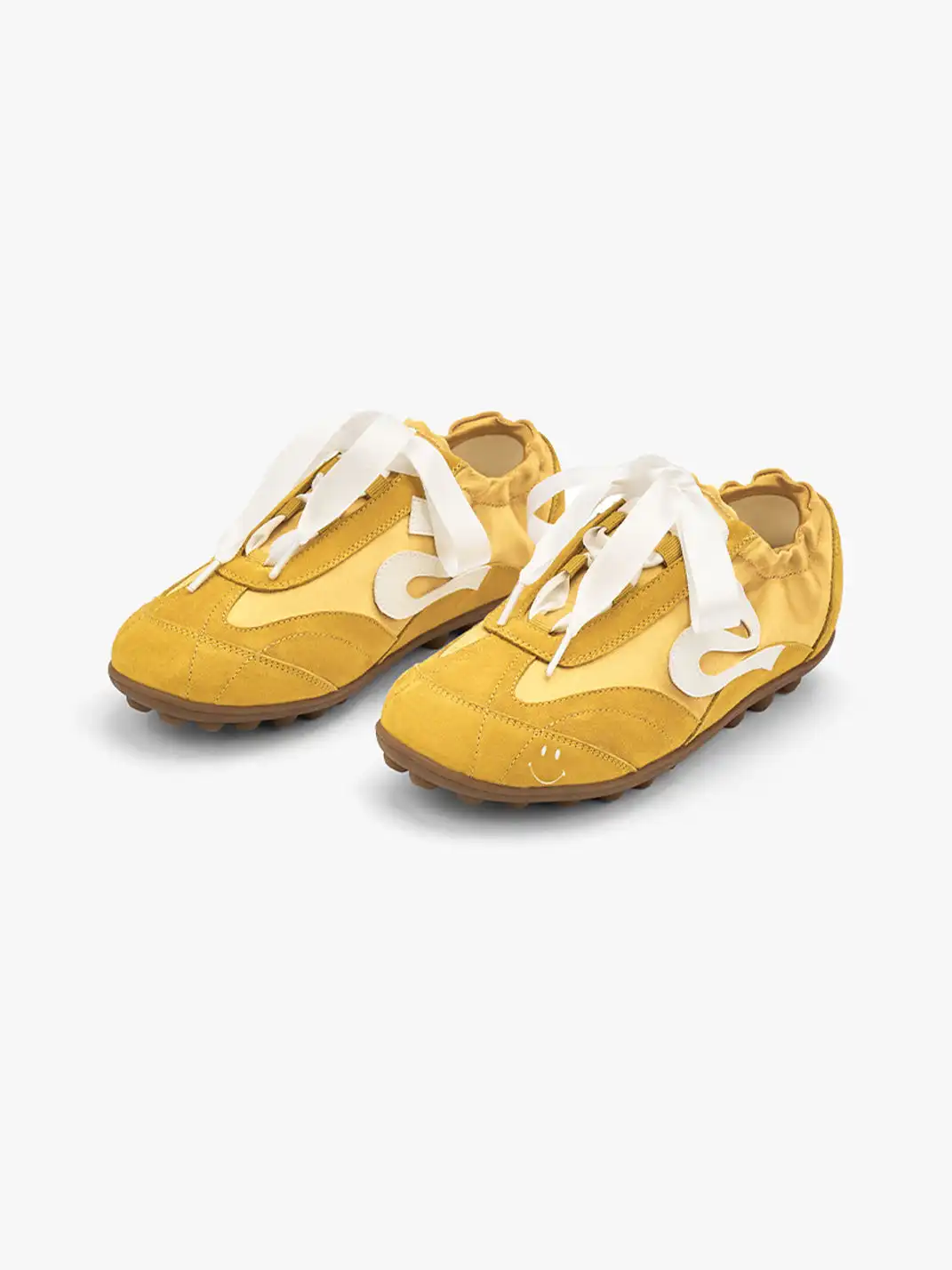 SMILEY | Suede Satin Mix Retro Soccer Sneakers