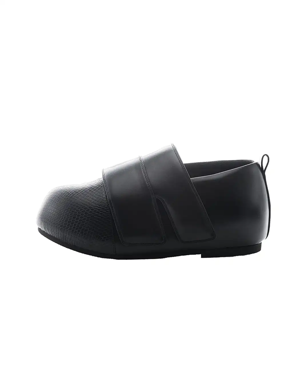 Musaafeer | Split Toe Snake Embossed Leather Strap Slip On Loafers