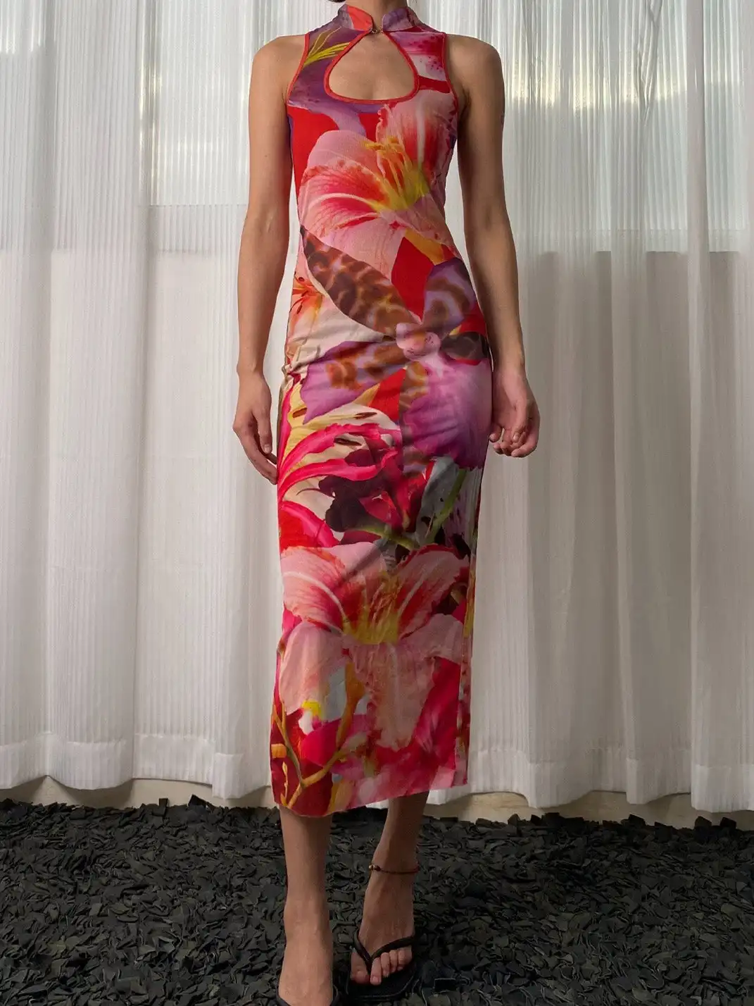 Plump Maiden | Floral Bush Mesh Hollow Out Printed Cheongsam-Red
