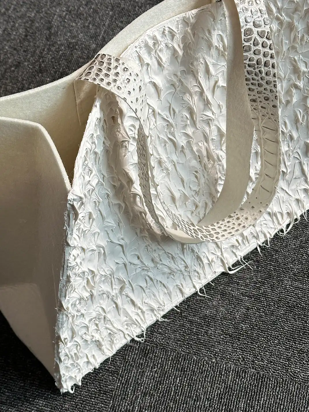 BR | Wrinkled Embossed Leather Two Tone Shoulder Tote Handbag