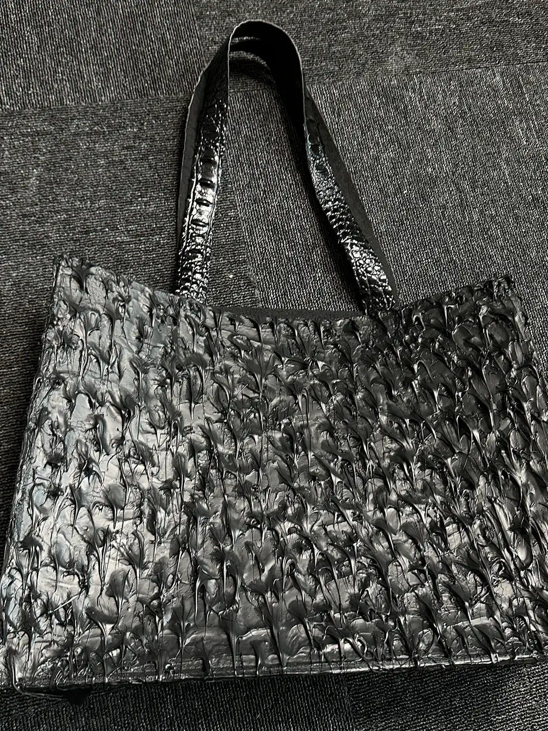 BR | Wrinkled Embossed Leather Two Tone Shoulder Tote Handbag