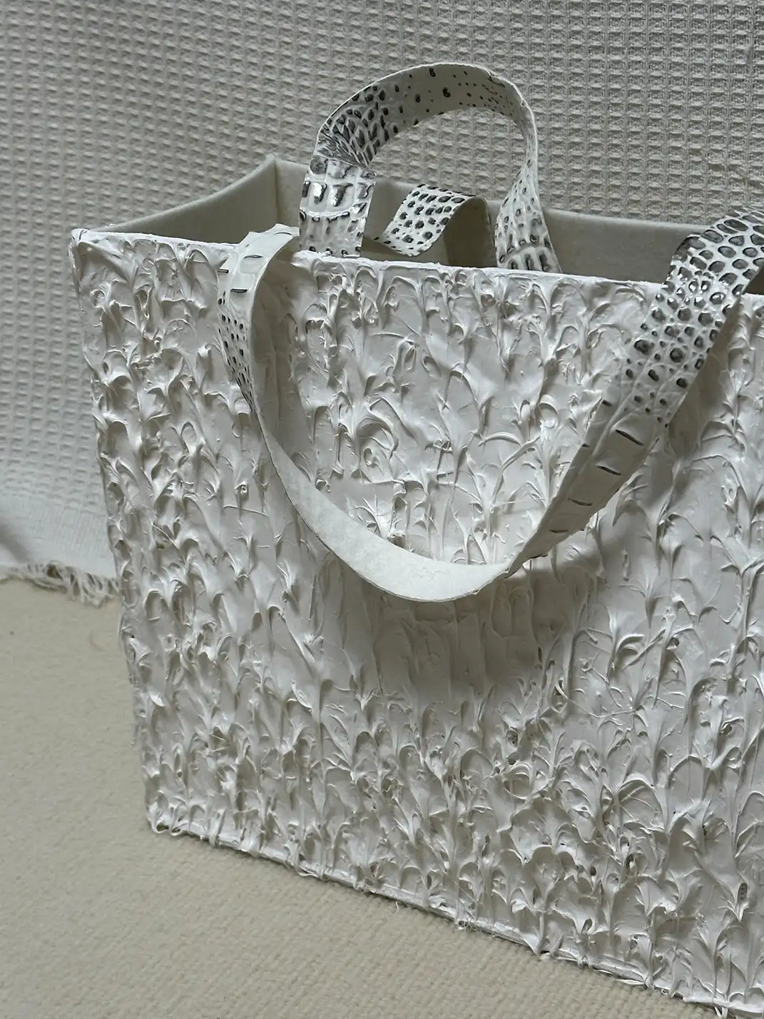BR | Wrinkled Embossed Leather Two Tone Shoulder Tote Handbag