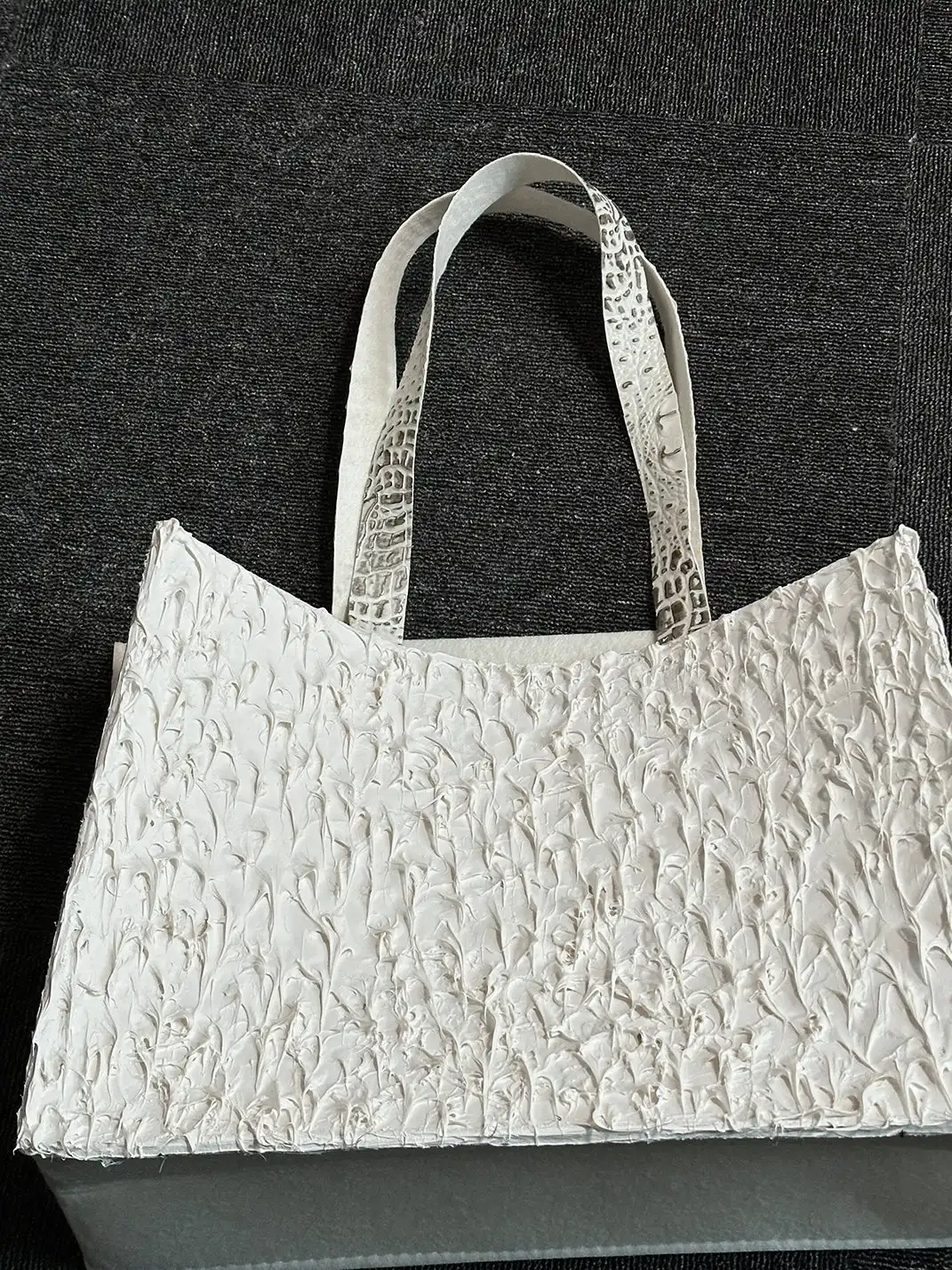 BR | Wrinkled Embossed Leather Two Tone Shoulder Tote Handbag