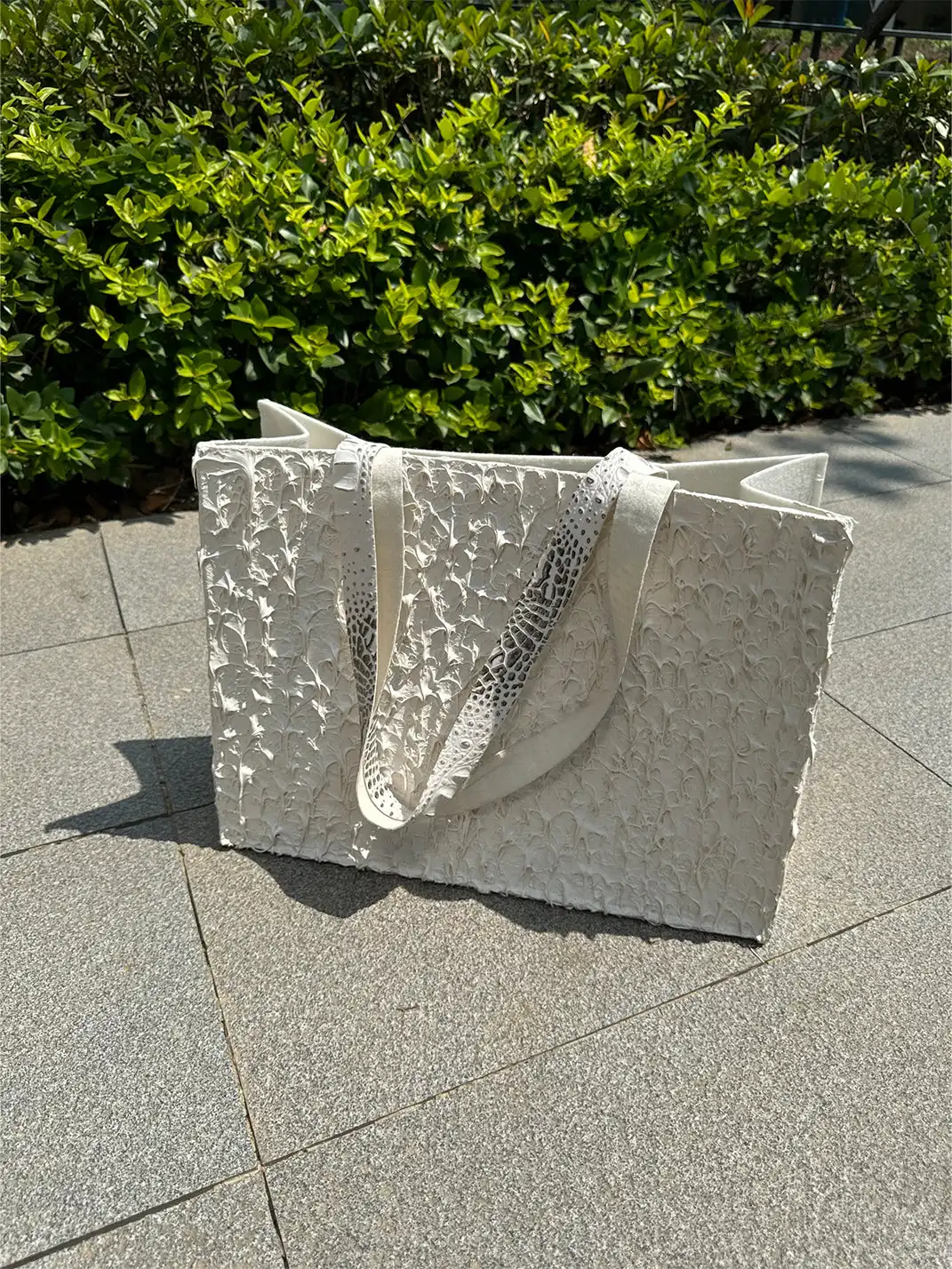 BR | Wrinkled Embossed Leather Two Tone Shoulder Tote Handbag