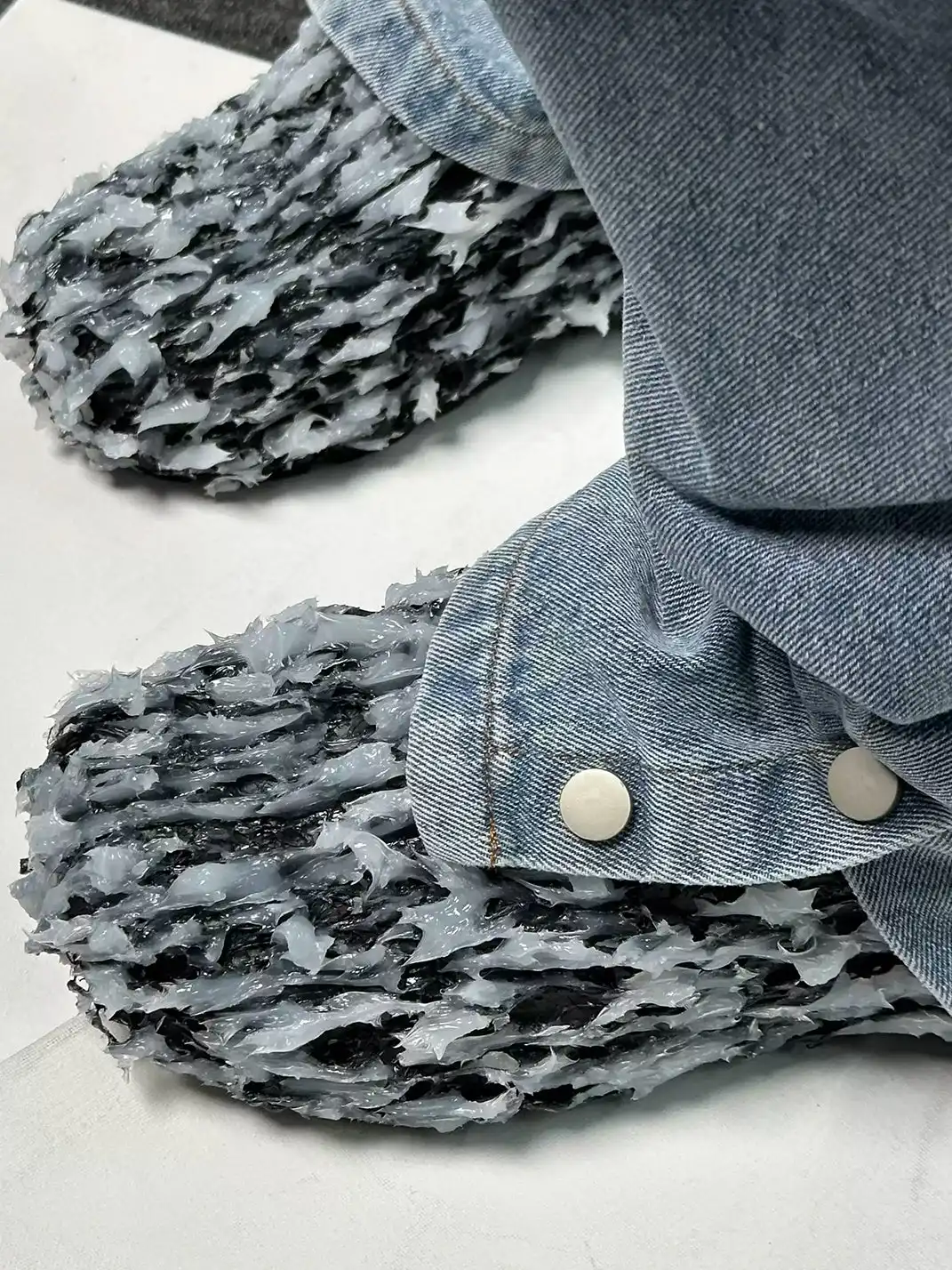 BR | Frost Stone Rough Surface Backless Thick Sole Clogs
